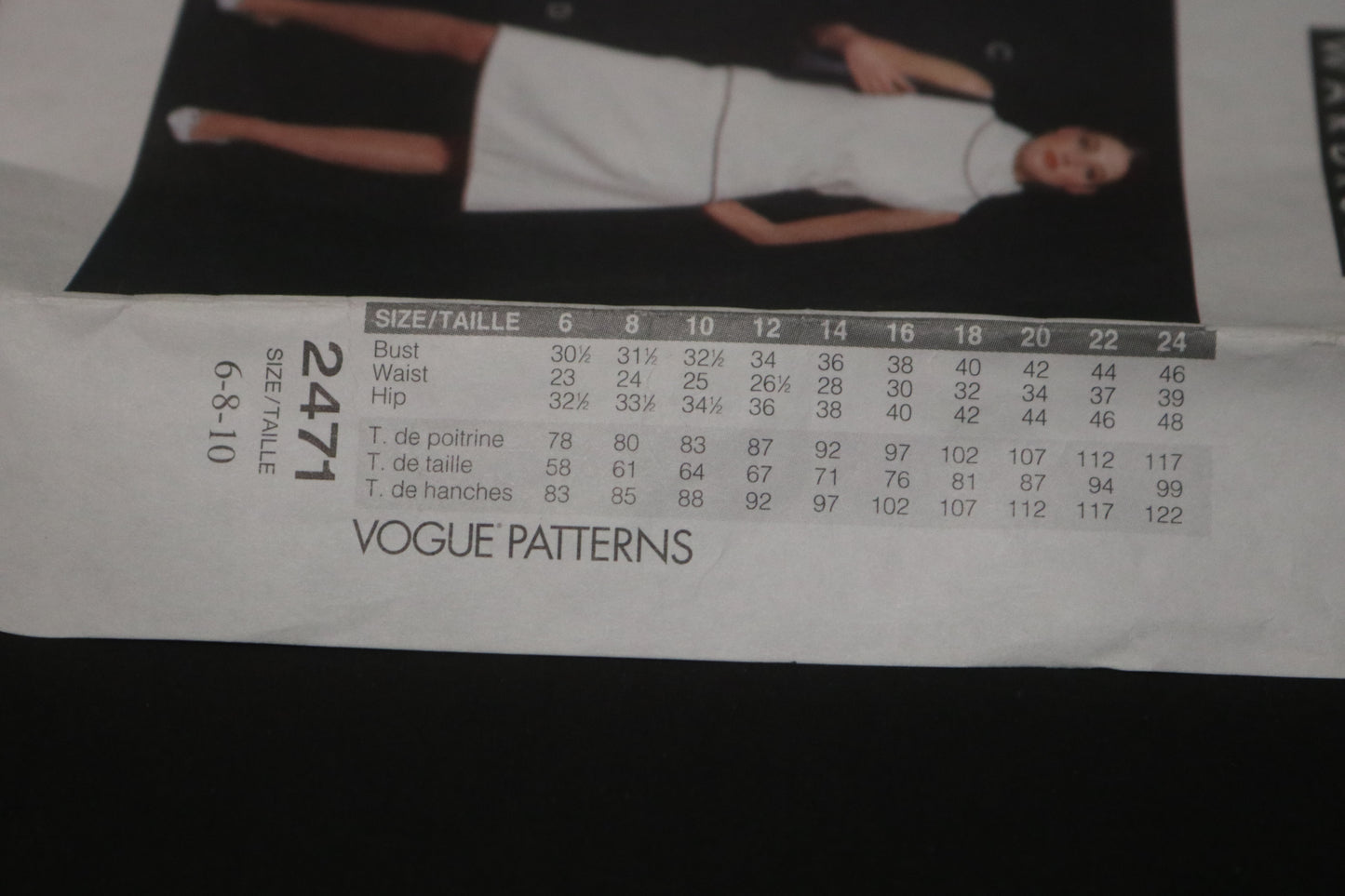 Vogue 2471 Misses / misses Petite jacket Dress Top Skirt and Pants Sewing Pattern - UNCUT - Size 6 8 10