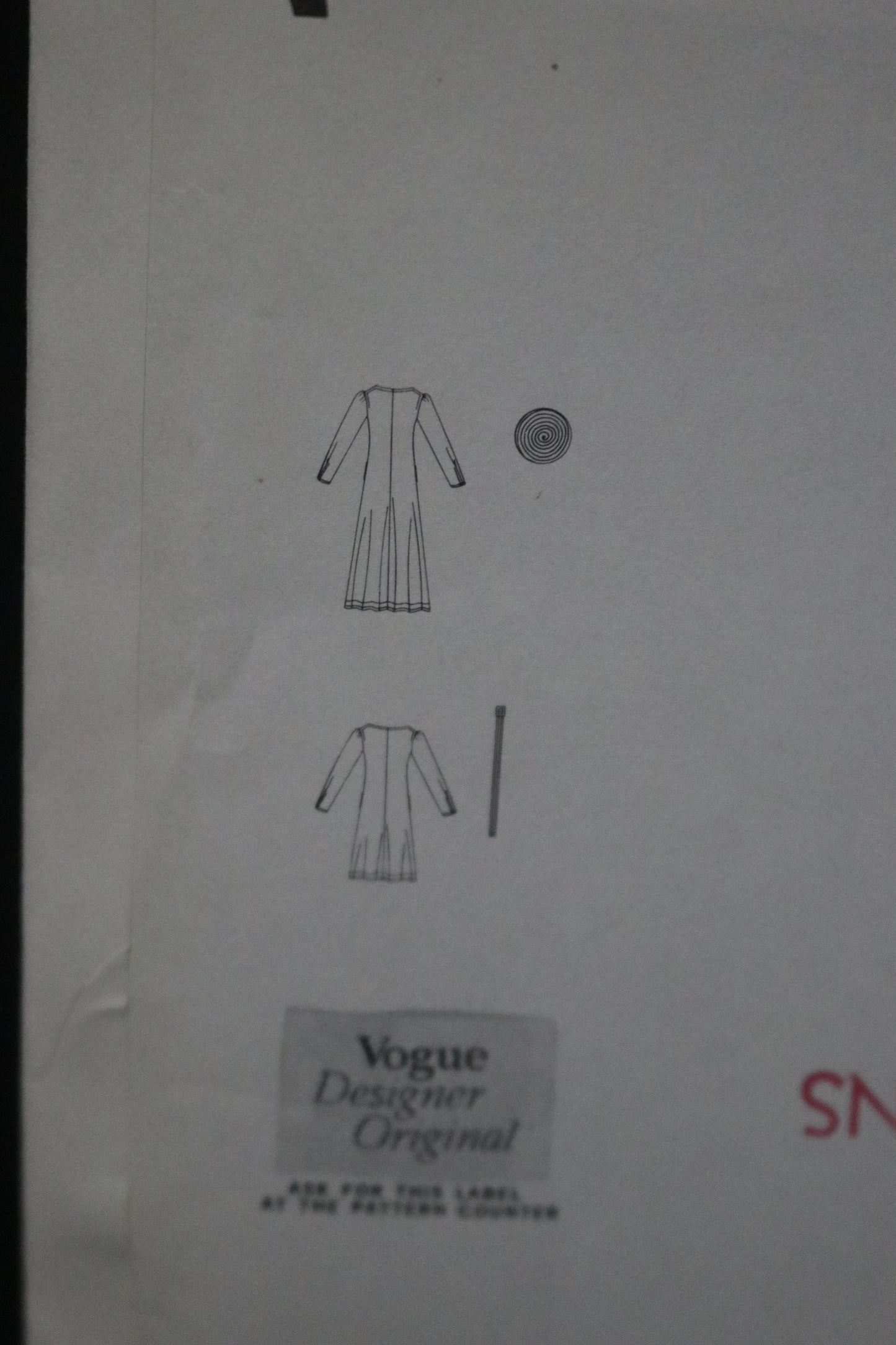 Vogue 1862 Jean Muir Misses Dress and Hat Sewing Pattern - UNCUT - Size 8