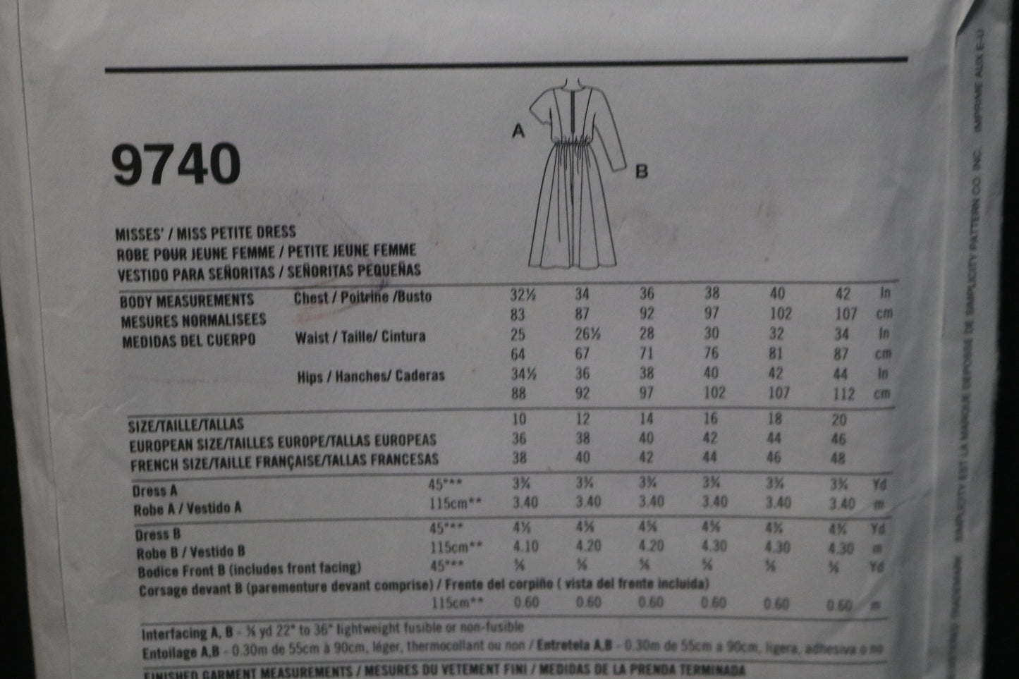 Simplicity 9740 Misses / Miss Petite Dress Sewing Pattern  UNCUT Size 10 - 20