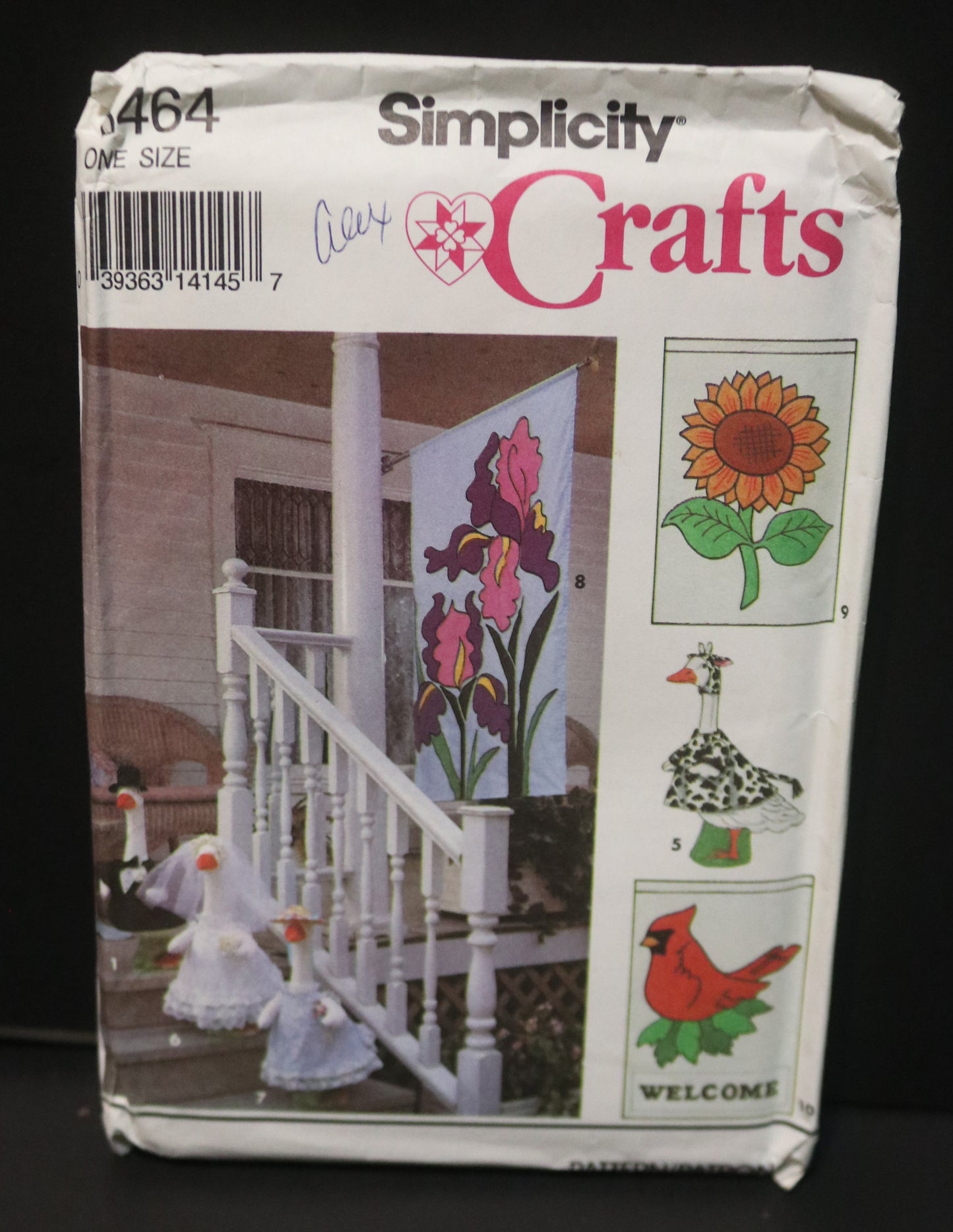 Simplicity 8464 Lawn Geese CLothes and Banners Sewing Pattern UNCUT