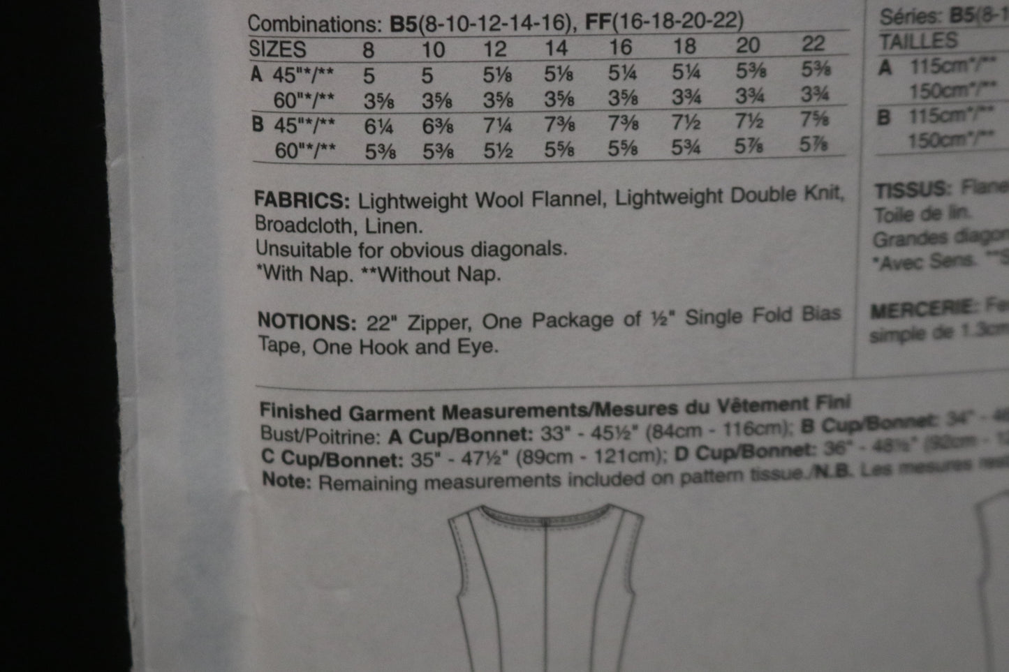 Vogue 8743 Misses / Miss Petite Dress Sewing Pattern - UNCUT - Size 16 18 20 22