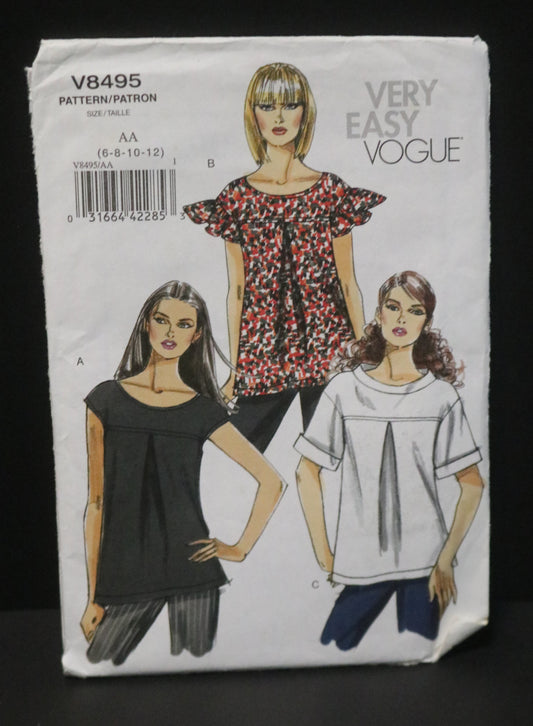 Vogue 8495 Misses/ Misses Petite Top Sewing Pattern - UNCUT - Size 6 8 10 12