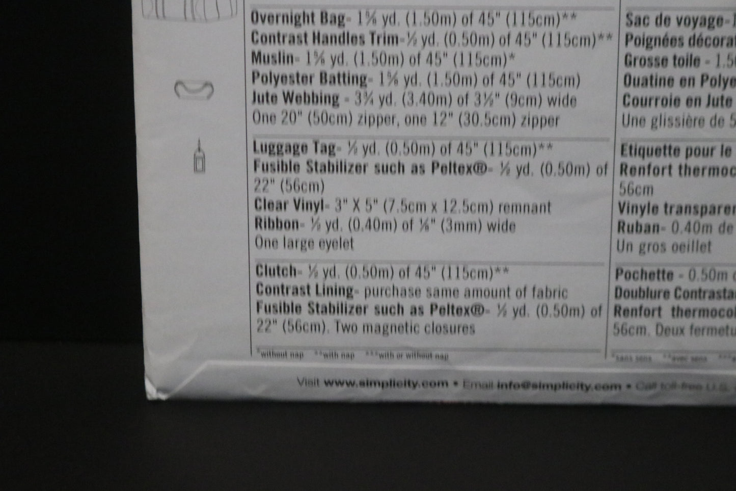 Simplicity 2274 Clutch, Overnight Bag and Luggage Tag Sewing Pattern UNCUT