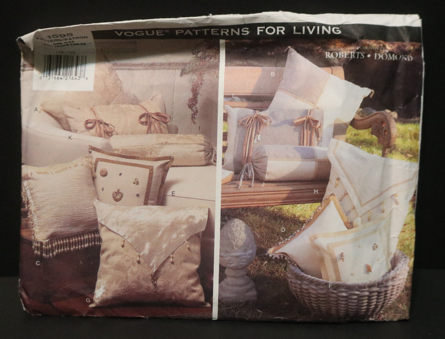 Vogue 1595 Pillows in Twelve Variations Sewing Pattern - UNCUT