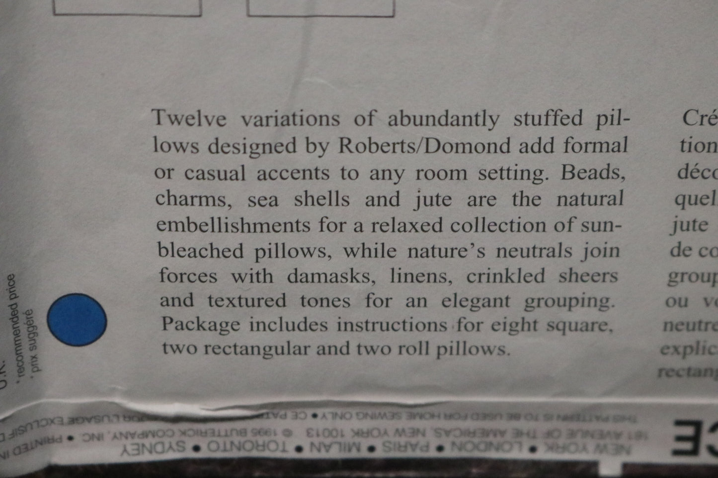 Vogue 1595 Pillows in Twelve Variations Sewing Pattern - UNCUT