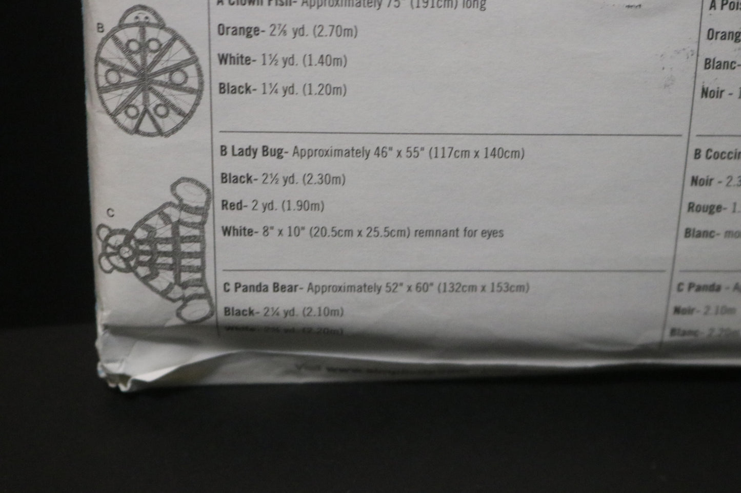 Simplicity 3955  Fleece Throws Sewing Pattern UNCUT