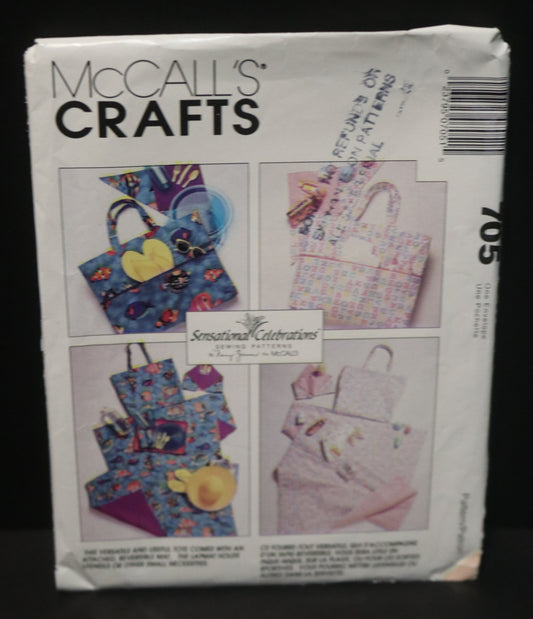 McCalls 705  Beach Tote Bags  Sewing Pattern UNCUT