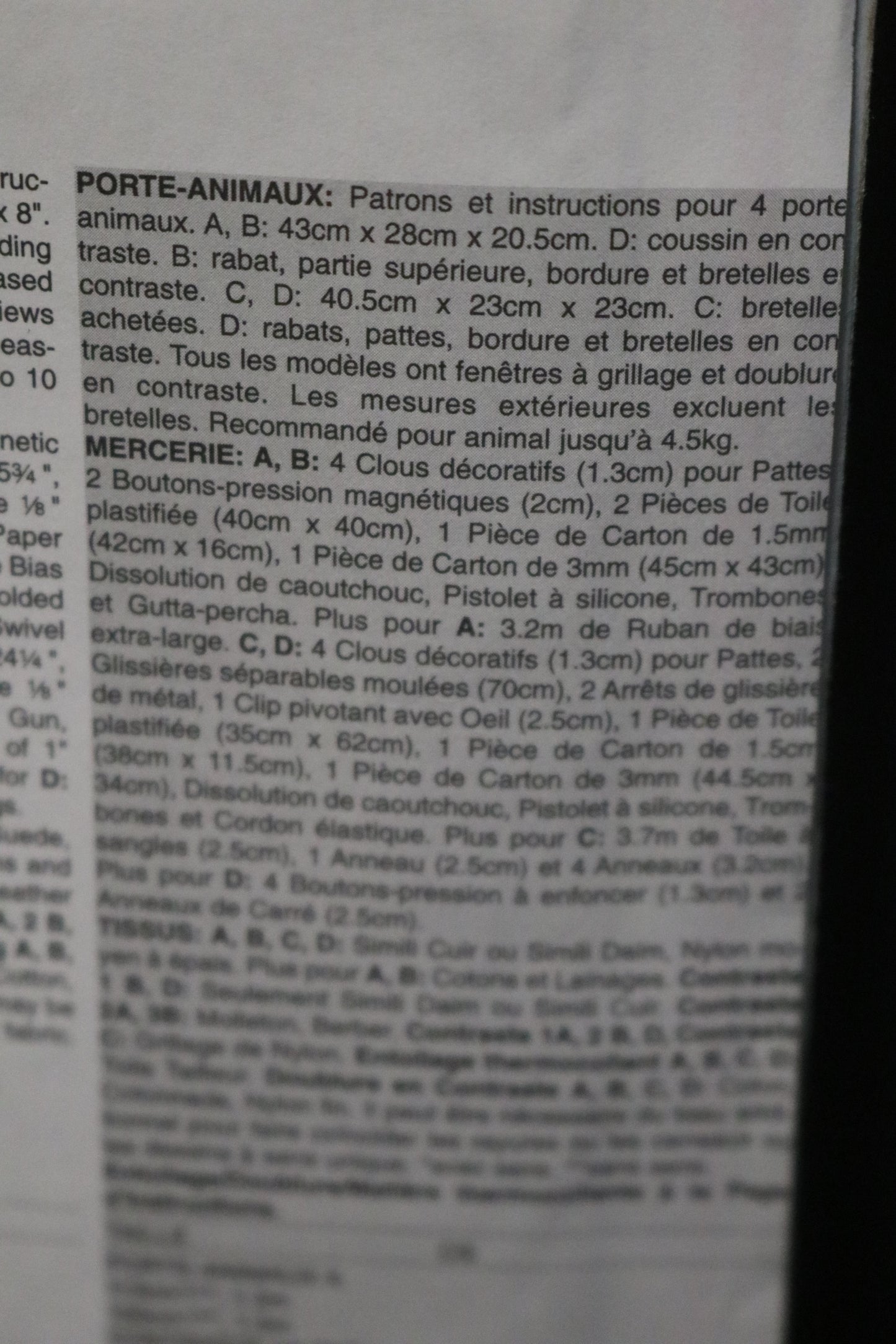 Vogue 8015 pet Carriers Sewing Pattern UNCUT