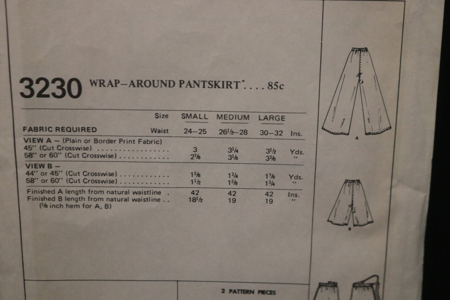 McCalls 5814 Misses Pantskirt Sewing Pattern - UNCUT Size Small
