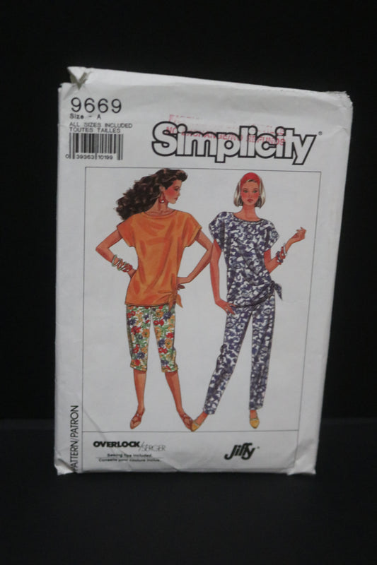 Simplicity 9669 Misses Pants in Two Lengths and Top Sewing Pattern UNCUT Size Petite - XL