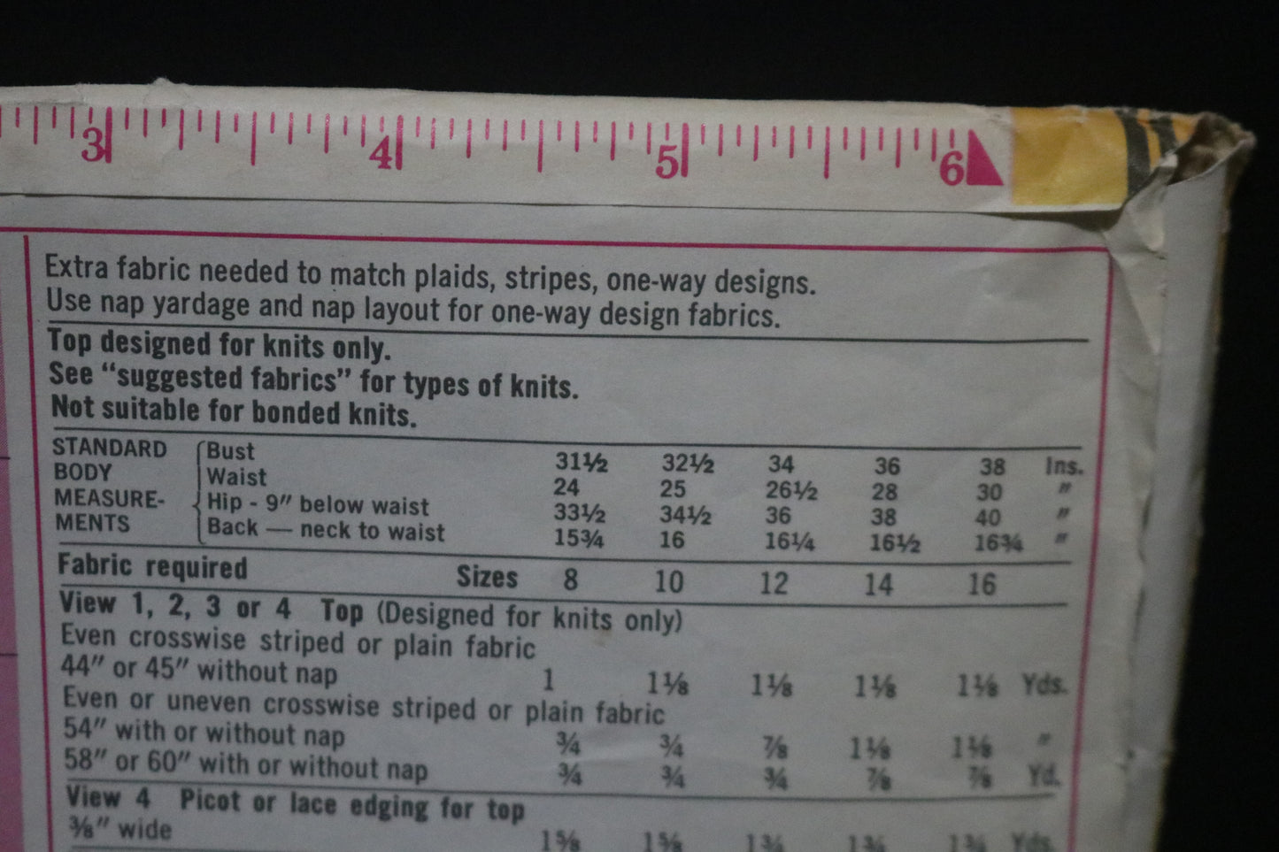 70s Simplicity 9928 Misses Set of Short Pantskirts and Pullover Top... Top Designed for knit Fabrics Only...(shirt pantskirt approx. 15") Sewing Pattern - UNCUT - Size 14