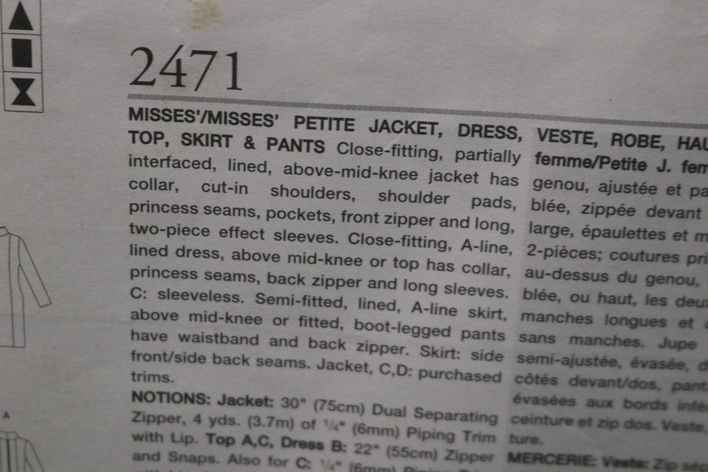 Vogue 2471 Misses / misses Petite jacket Dress Top Skirt and Pants Sewing Pattern - UNCUT - Size 6 8 10