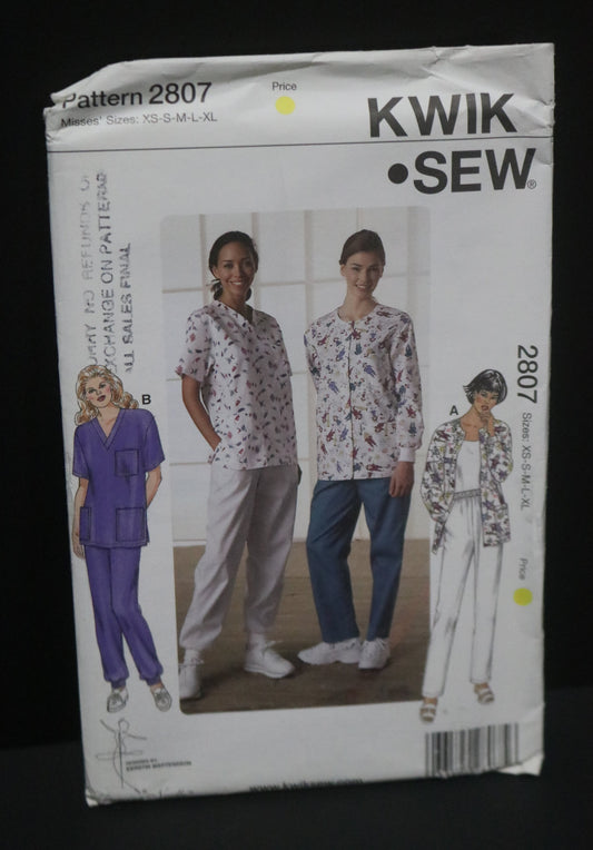 Kwik Sew 2807 Misses Scrubs Sewing Pattern - UNCUT - Size Xs S M L XL