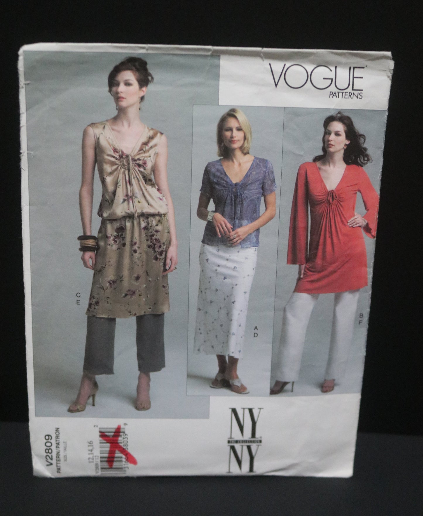 Vogue 2809  NY NY Misses Top Skirt and Pants Sewing Pattern - UNCUT - Size 12 14 16