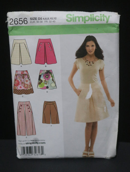 Simplicity 2656 Misses Skirt, Cropped Pants and Shorts  Sewing Pattern - UNCUT -  Size 4 6 8 10 12