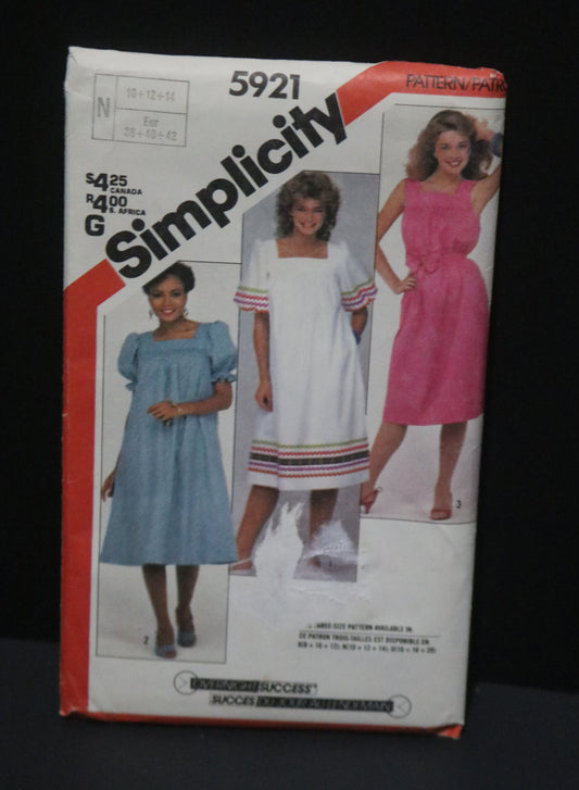 Simplicity 5921 Misses Pullover Dress and Sash Sewing Pattern UNCUT Size 10 12 14