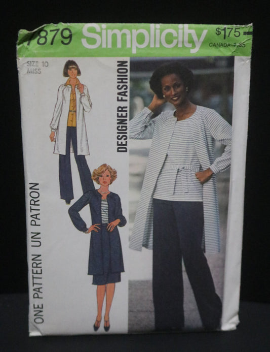 70s Simplicity 7879  Misses Skirt Pantrs Pullover Top and Tunic Sewing Pattern  UNCUT Size 10