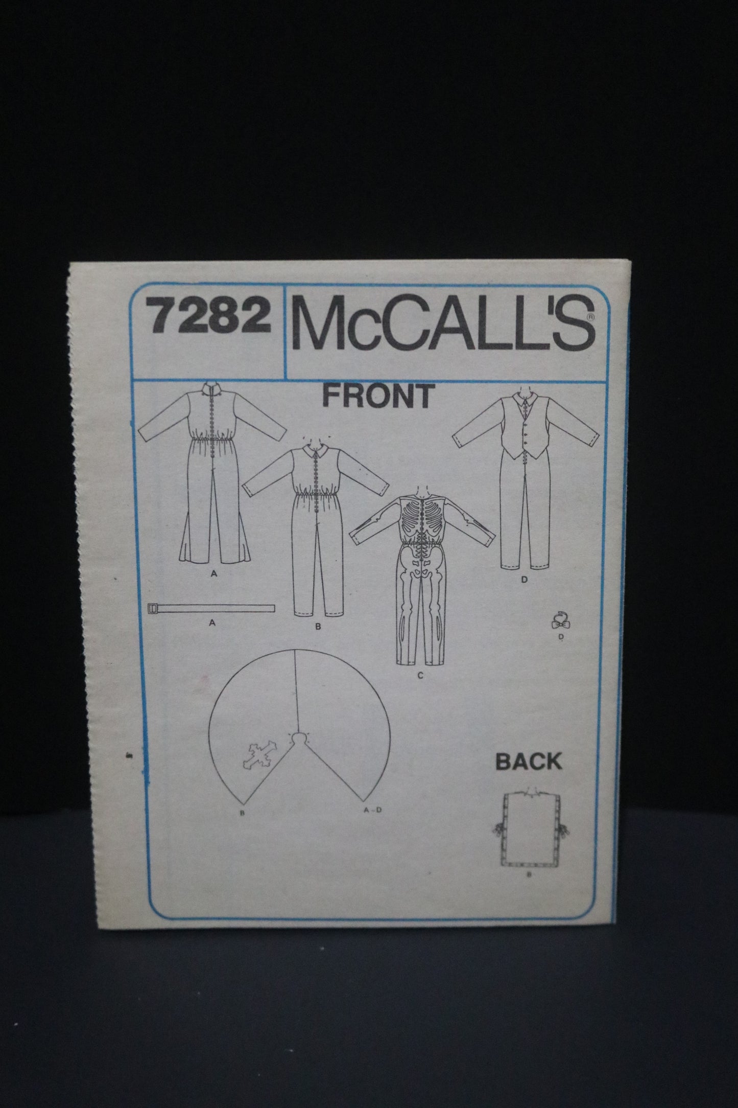 McCalls 7282 Childrens Boys Elvis Muskateer Costume Sewing Pattern UNCUT Size 3 , 4