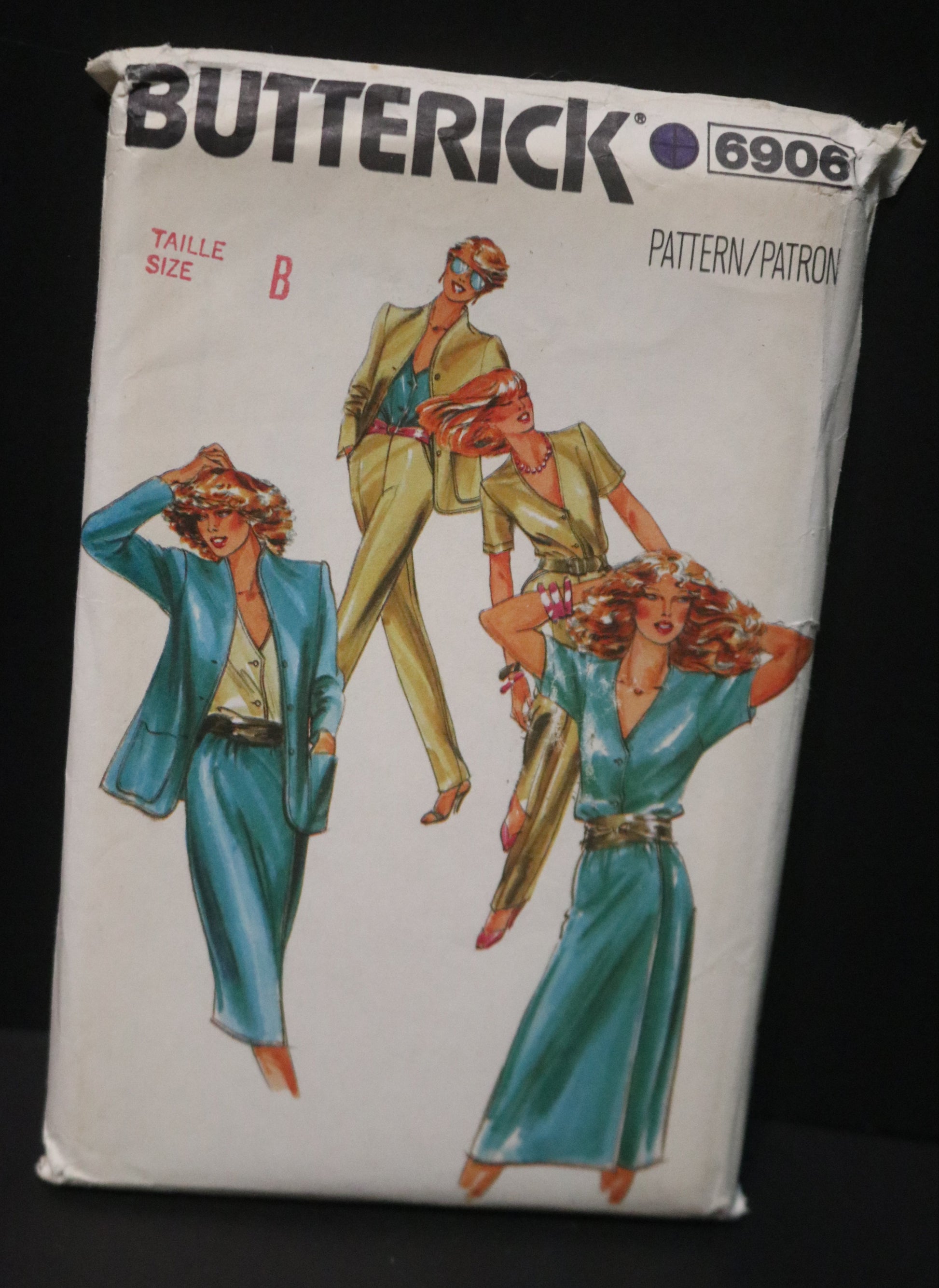 Butterick pattern packaging with illustrations of women's dresses 