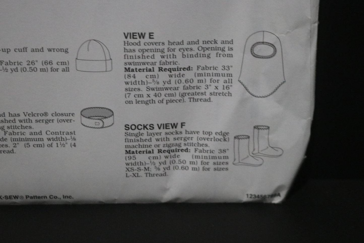 Kwik Sew 2527 Adults and Childrens Hats and Socks Sewing Pattern  - UNCUT - Size XS S M L XL