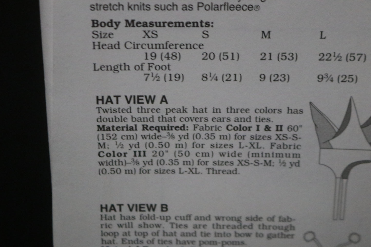 Kwik Sew 2527 Adults and Childrens Hats and Socks Sewing Pattern  - UNCUT - Size XS S M L XL