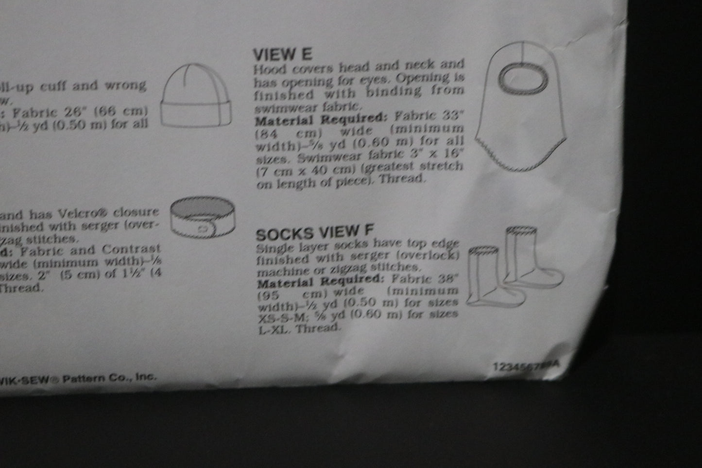 Kwik Sew 2527 Adults and Childrens Hats and Socks Sewing Pattern  - UNCUT - Size XS S M L XL