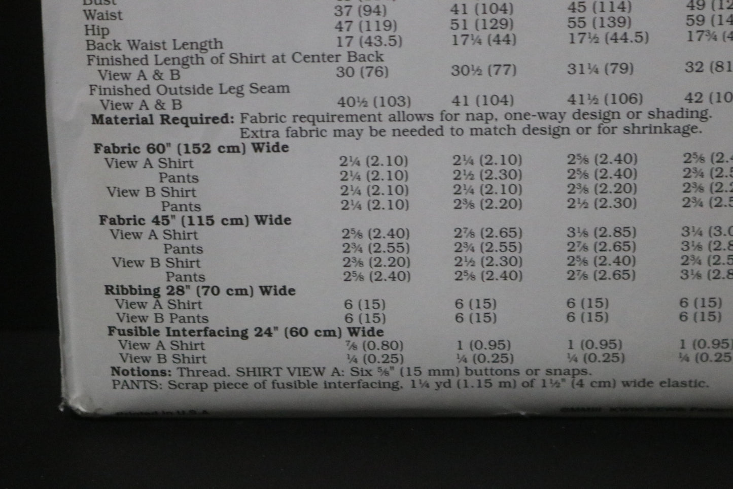 Kwik Sew 3201 Womens Scrubs Sewing Pattern - UNCUT - Size 1X 2X 3X 4X