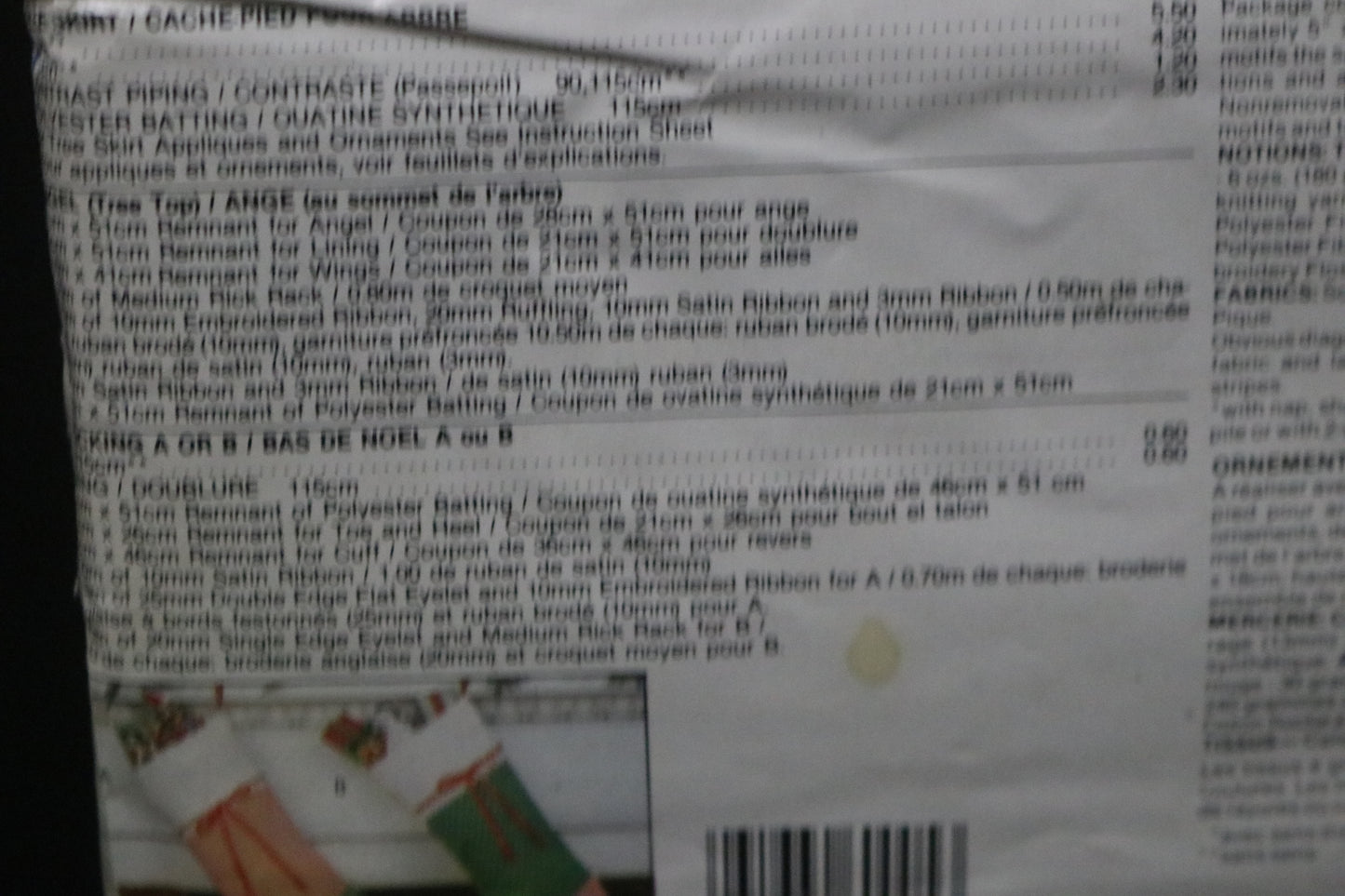 Vogue 8409 Christmas Craft Ornaments, Stockings and Tree Skirt Sewing Pattern - UNCUT