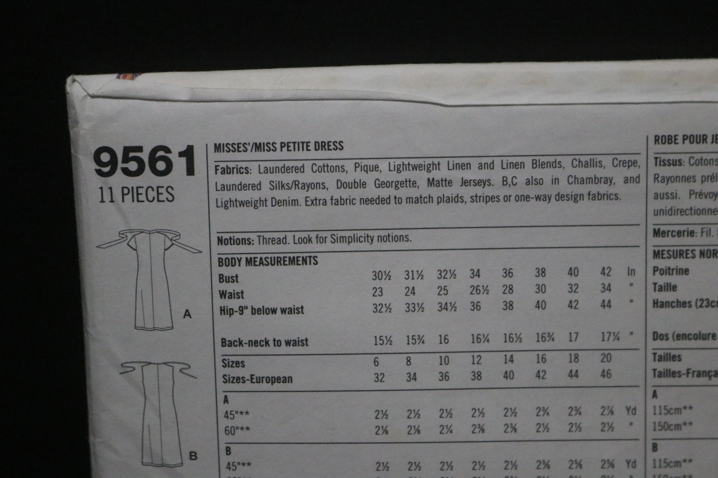 Simplicity 9561 Misses / Miss Petitte Dress Sewing Pattern UNCUT Size 6 8 10 12