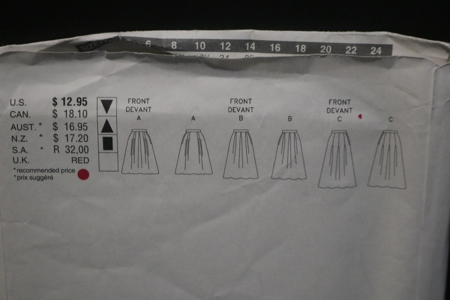 Vogue 9913  Misses Skirt Sewing Pattern - UNCUT -  Size 12 14 16