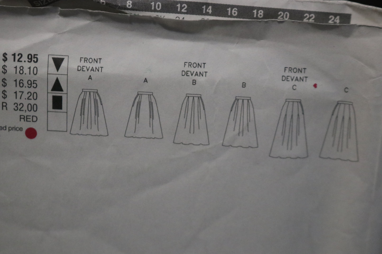 Vogue 9913  Misses Skirt Sewing Pattern - UNCUT -  Size 12 14 16