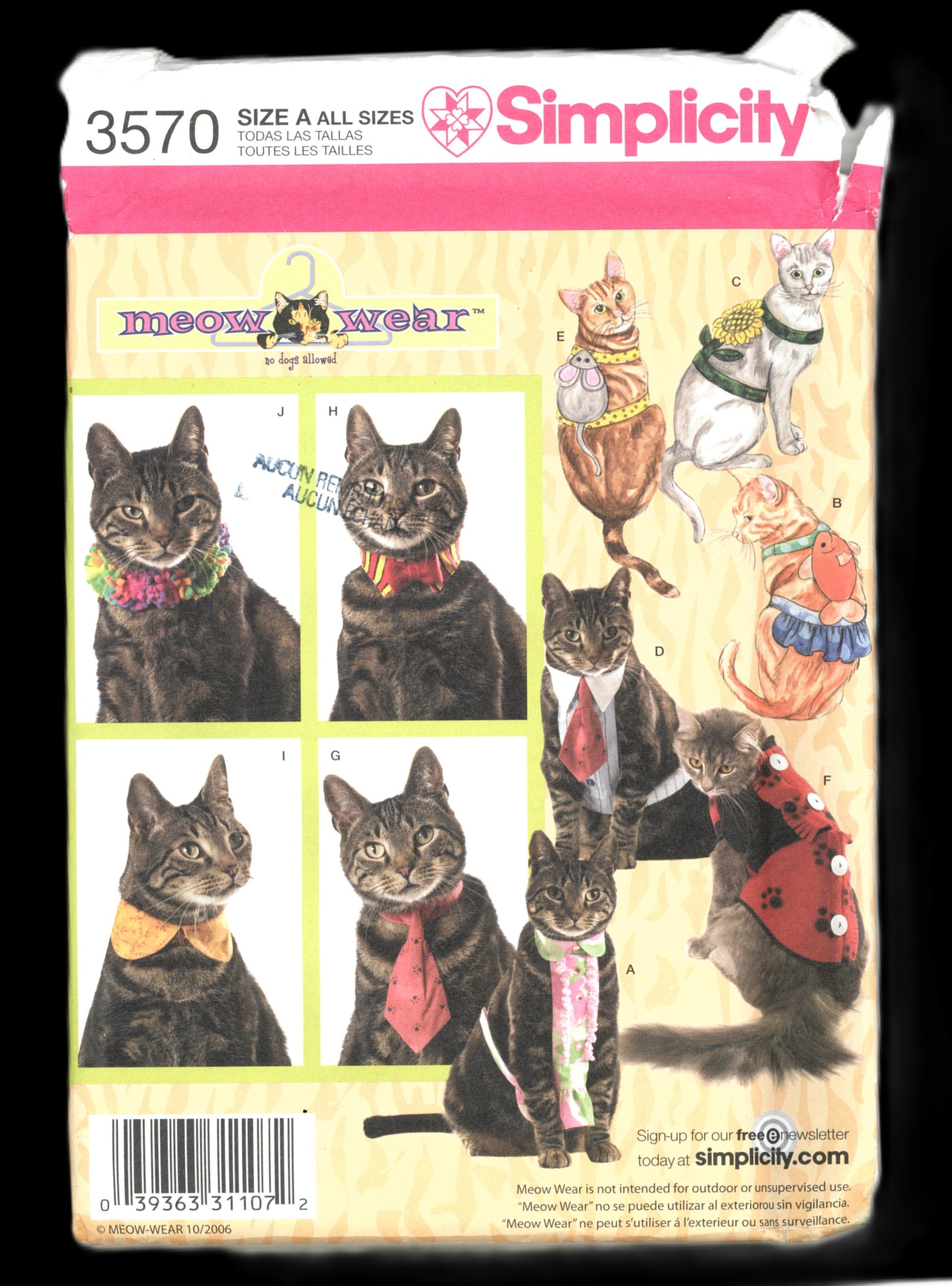 Simplicity 3570 Meow Wear Cat Accessories in Two Sizes Sewing Pattern UNCUT