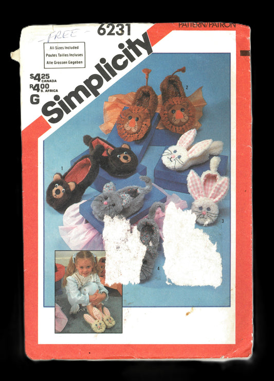 Simplicity 6231 Adults, Boys and Girls Furry Animal Slippers Sewing Pattern - UNCUT - Adults Size S M L  Kids Size S M L