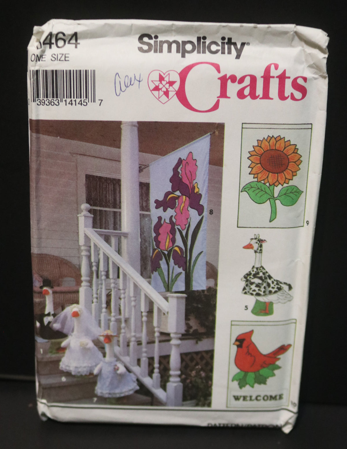 Simplicity 8464 Lawn Geese CLothes and Banners Sewing Pattern UNCUT