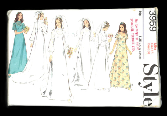 Style 3959 Misses Wedding or Bridesmaid's Dress Sewing Pattern - UNCUT - Size 16